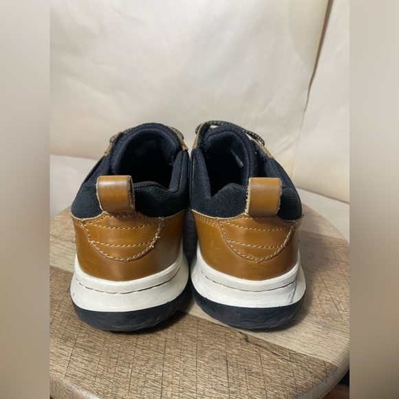 Sketchers Air Cooled Memory Foam Shoes - Picture 1 of 4